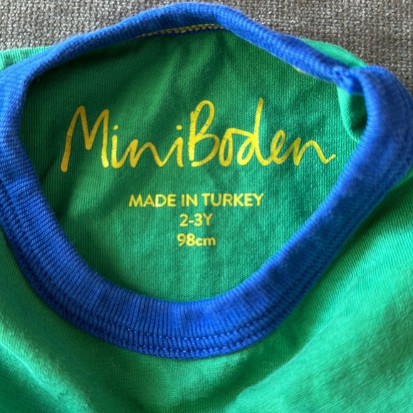 2-3T Boys Mini Boden Giraffe Tee - Picture 3 of 3